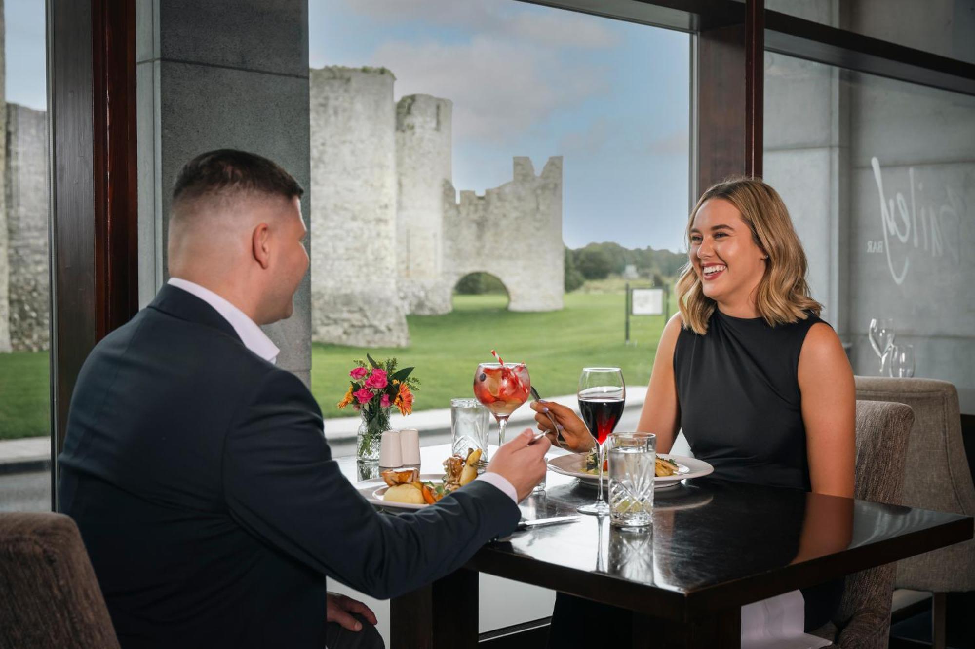 Trim Castle Hotel Exteriér fotografie
